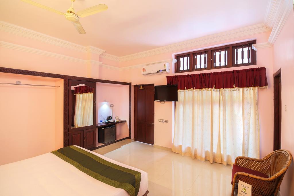 Hotel Treebo Moonlight Thiruvananthapuram Esterno foto