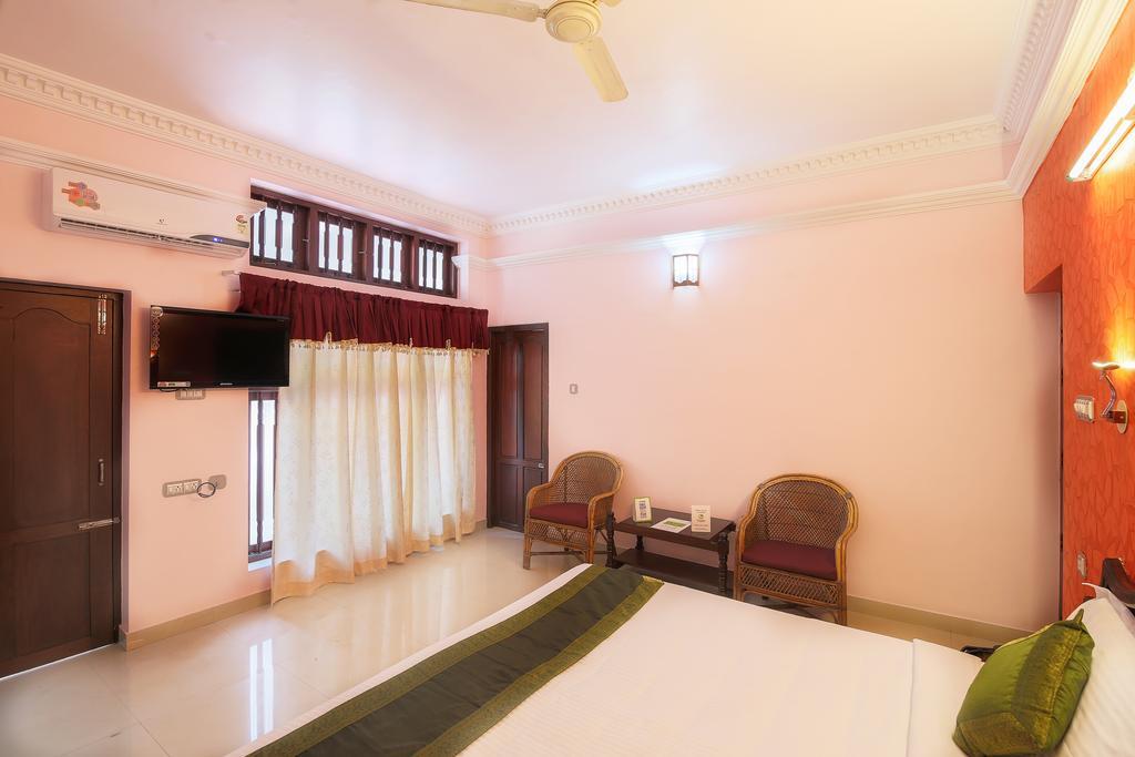 Hotel Treebo Moonlight Thiruvananthapuram Esterno foto