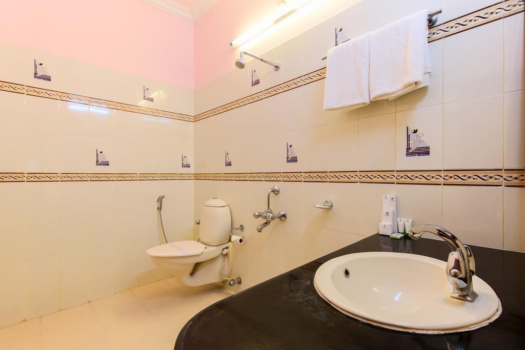 Hotel Treebo Moonlight Thiruvananthapuram Esterno foto
